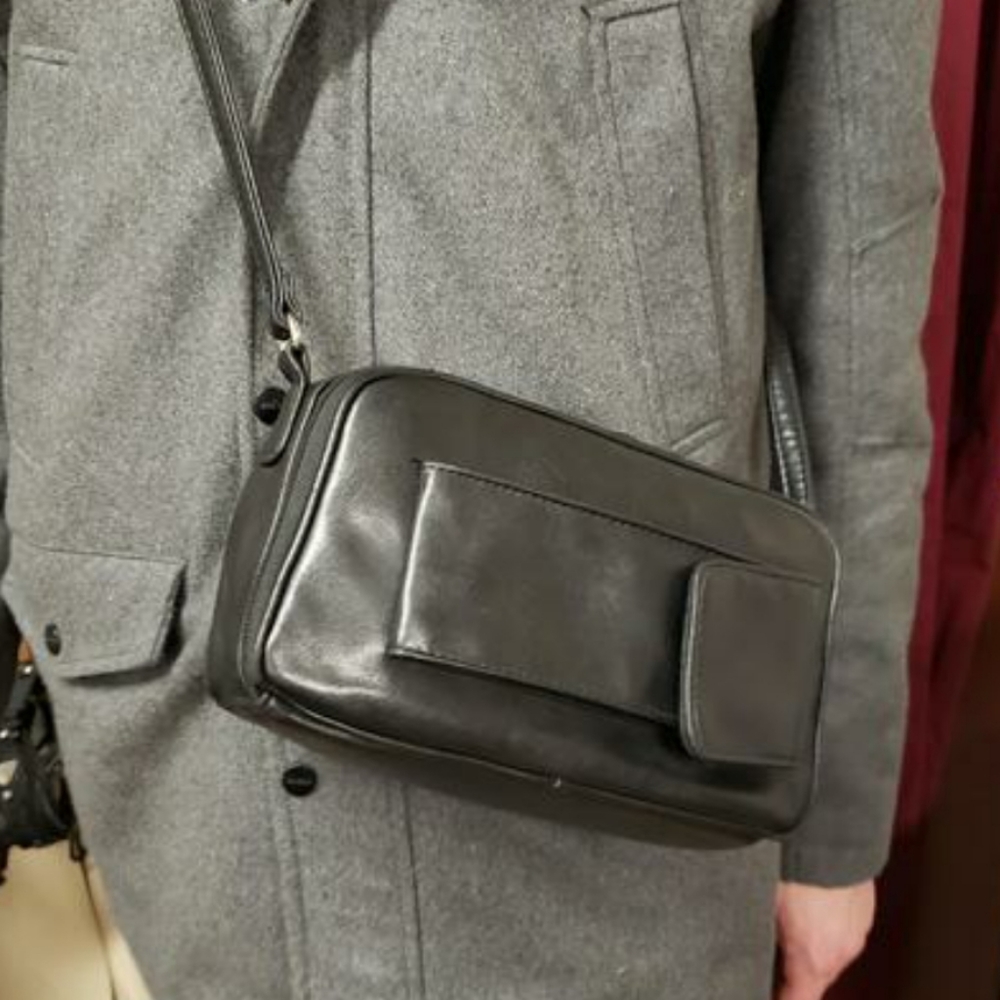 Vntg Crossbody